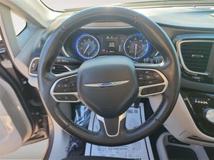2020 Chrysler Voyager LX